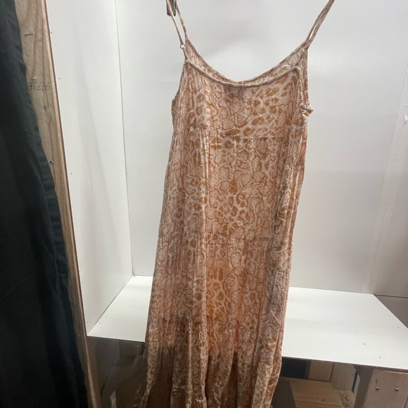 Show Me Your MuMu Beige Patterned Maxi Dress - Picture 2 of 4